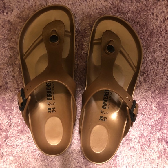 Birkenstock Shoes - Birkenstock Gizeh Essentials